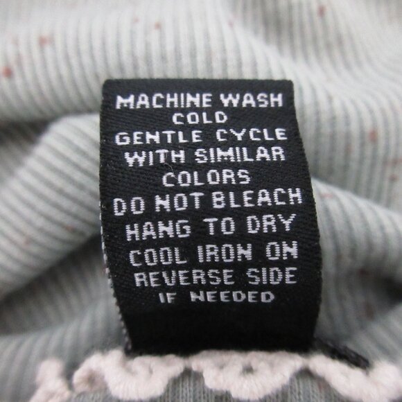 Rue 21 Pullover Top Shirt Size Medium Gray Ribbed w Lace Trim Long Sleeve-Casual - Picture 4 of 5